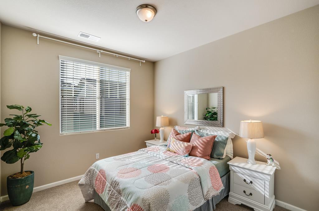 Furnished Room Available 8/5/23 in 2016 Built House in East Palo Alto: $1550 Per Month